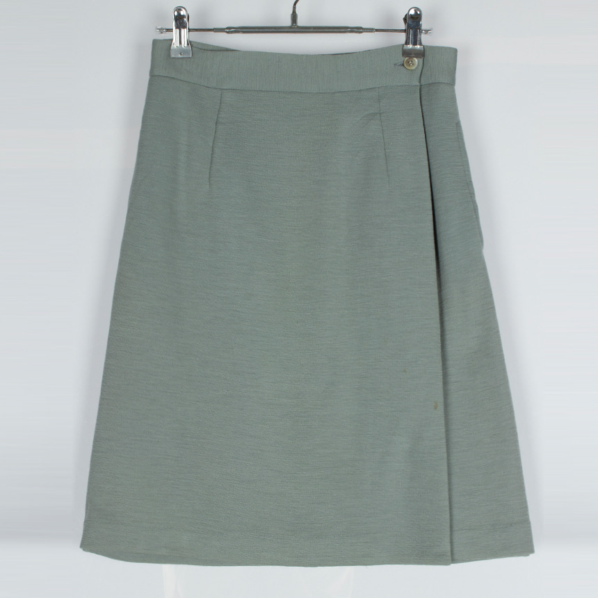 MHL ( size : 2 , made in japan ) skirt