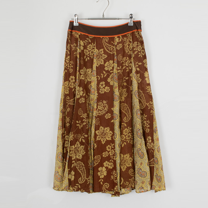hiroko koshino ( 권장 L ) silk skirt