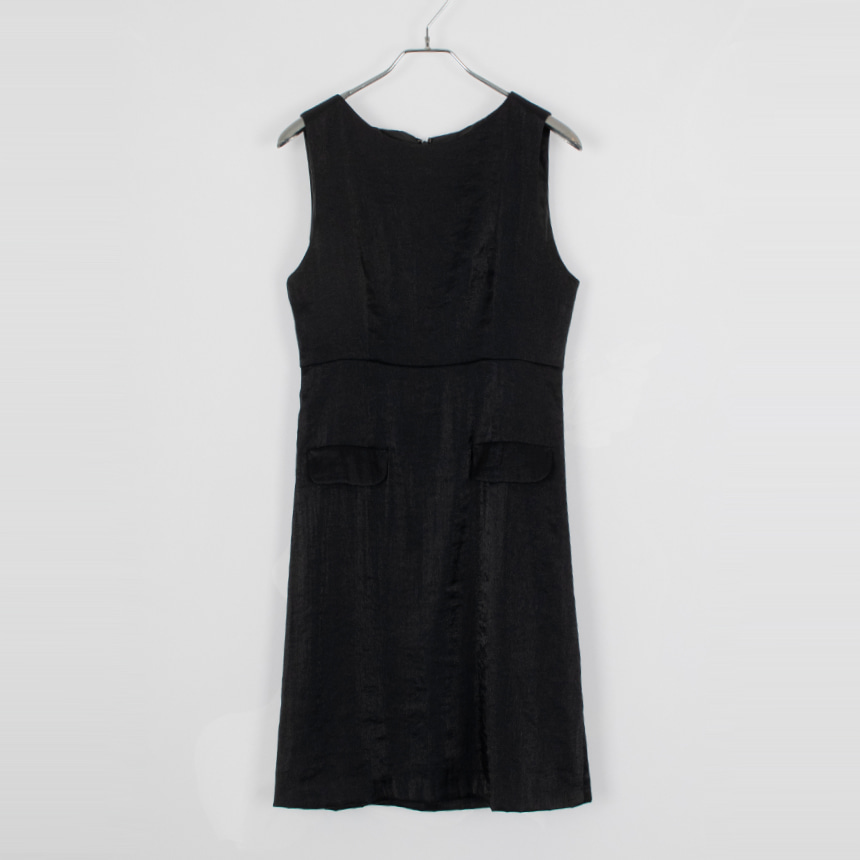 5th street ( size : M , made in japan ) one-piece