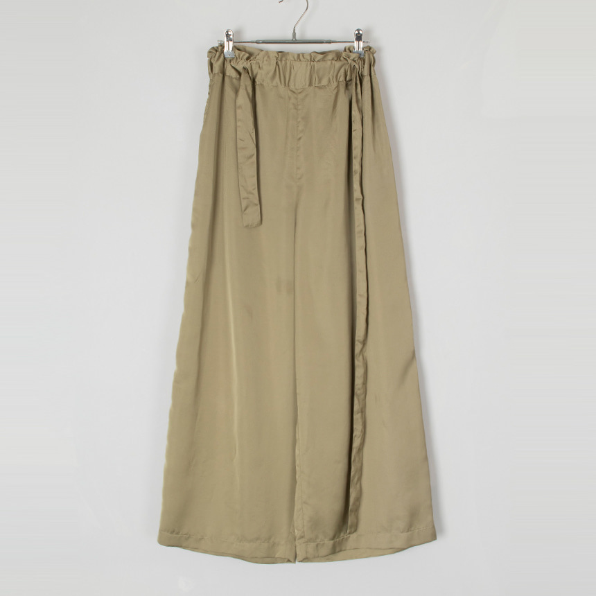 wego ( size : F ) banding wide pants