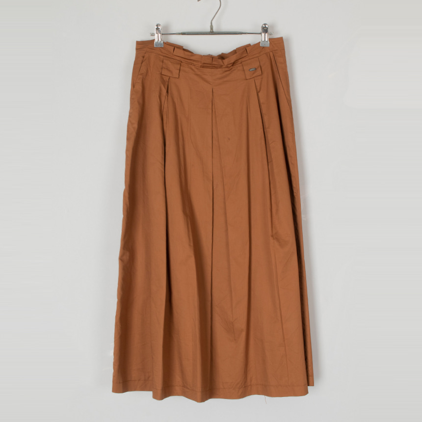 bomboogie ( 권장 XL , made in italy ) skirt