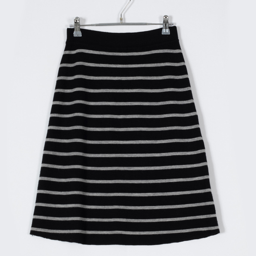 theory luxe ( 권장 M ) wool skirt