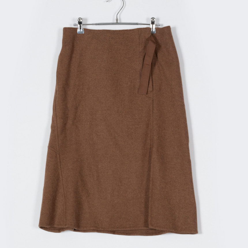 uniqlo ( 권장 L ) wool skirt