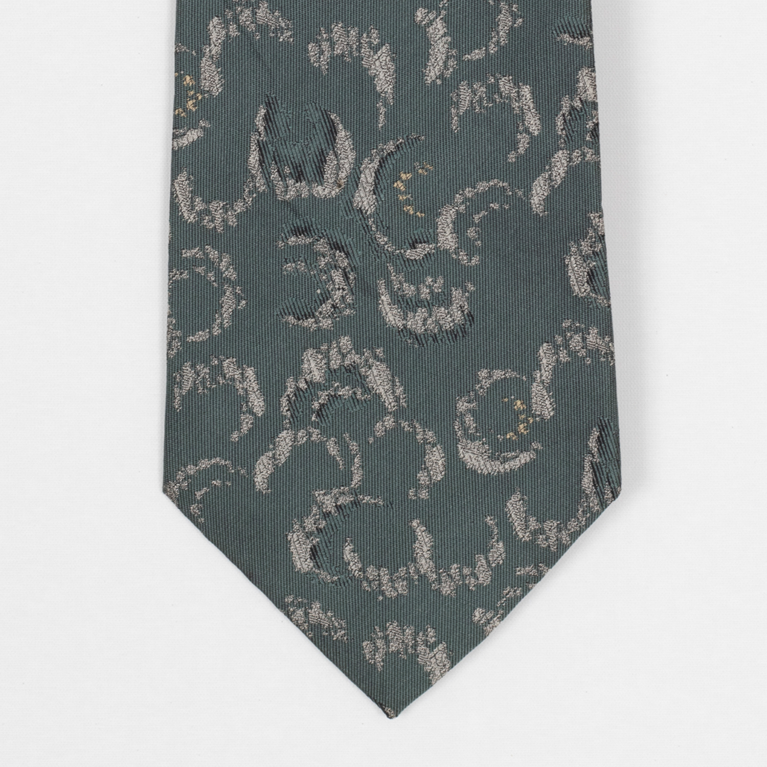 im by issey miyake ( made in japan ) silk tie