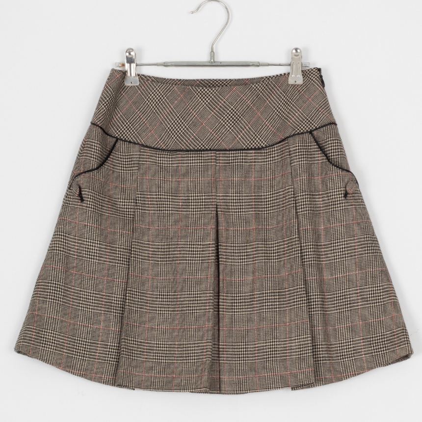 vert dense ( size : M ) wool skirt