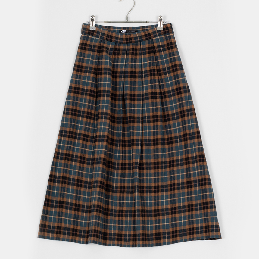 zara ( 권장 M - L , made in morocco ) skirt