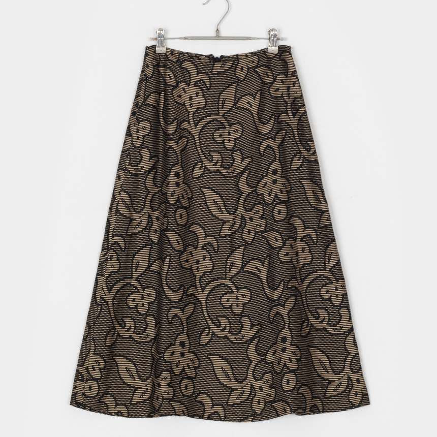 shilla ( size : M , made in japan ) skirt