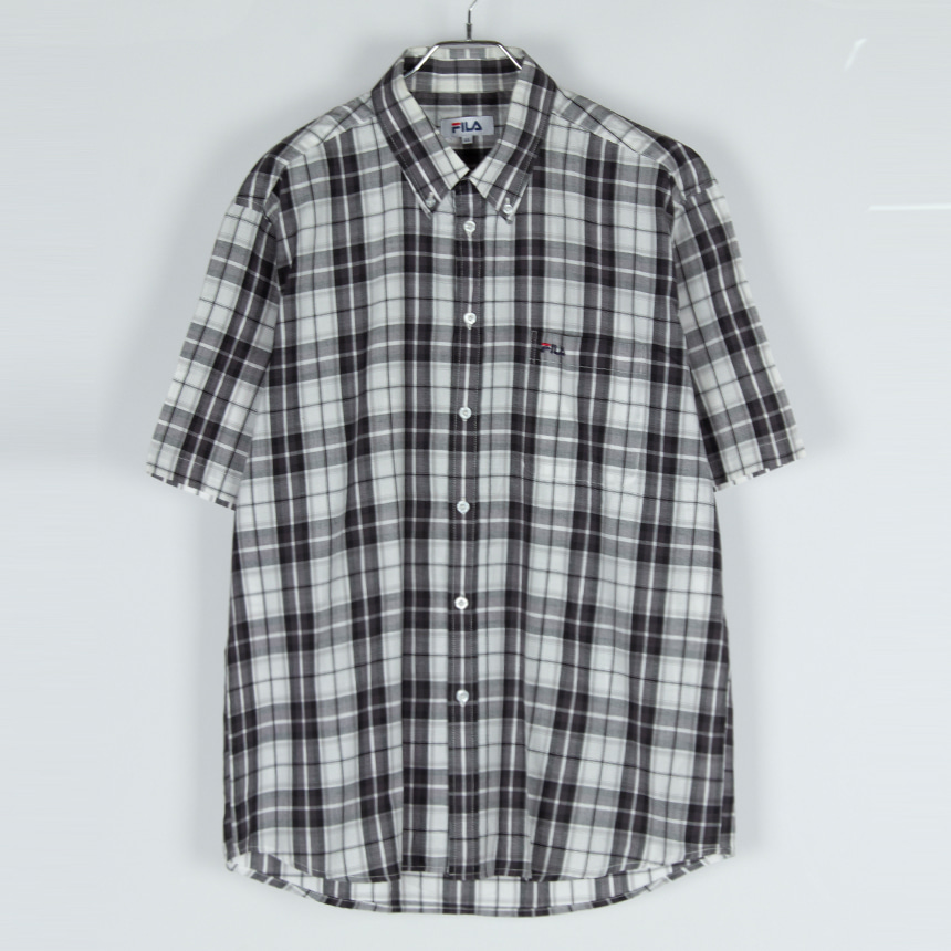 fila ( size : men LL ) 1/2 shirts
