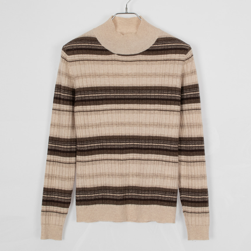 ann chanel ( size : M ) knit