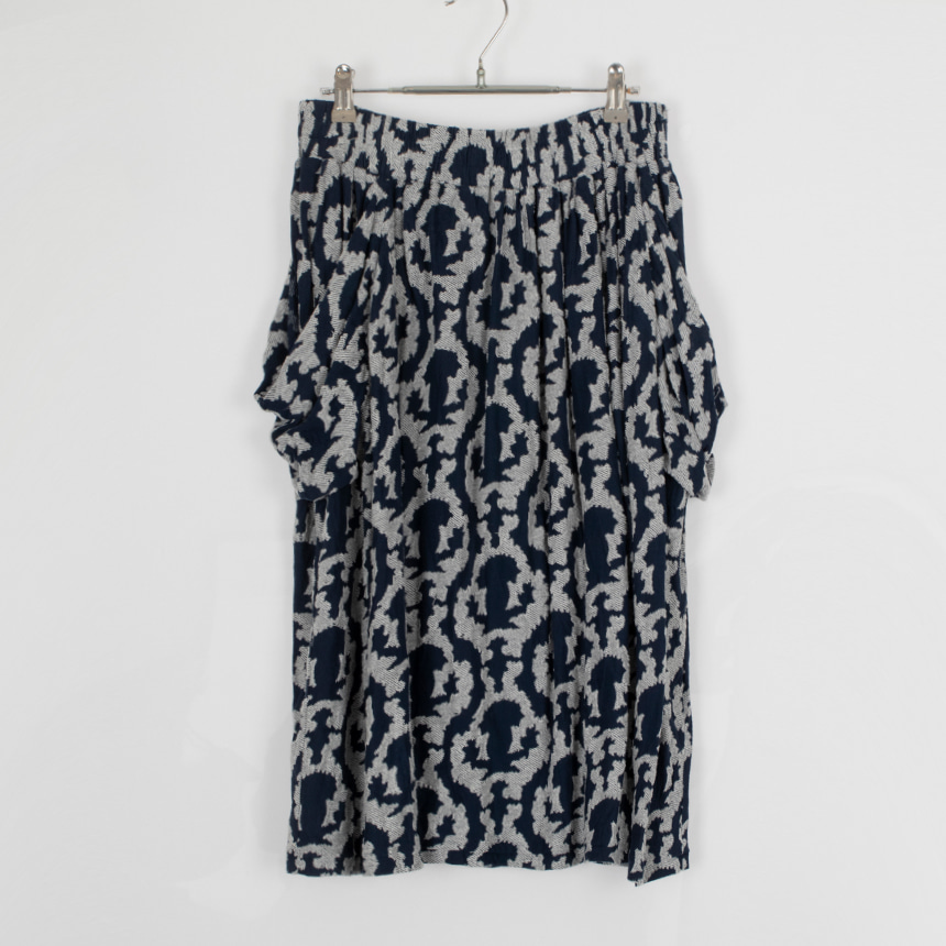 zucca ( 권장 XL , made in japan ) banding skirt