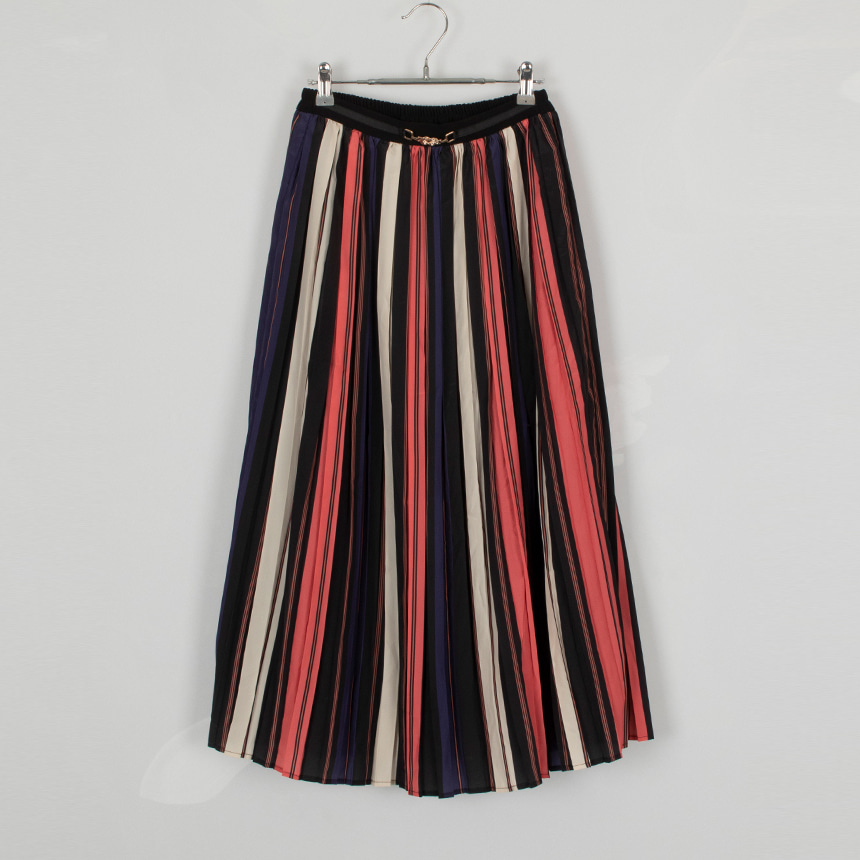 redyazel ( size : M ) banding skirt