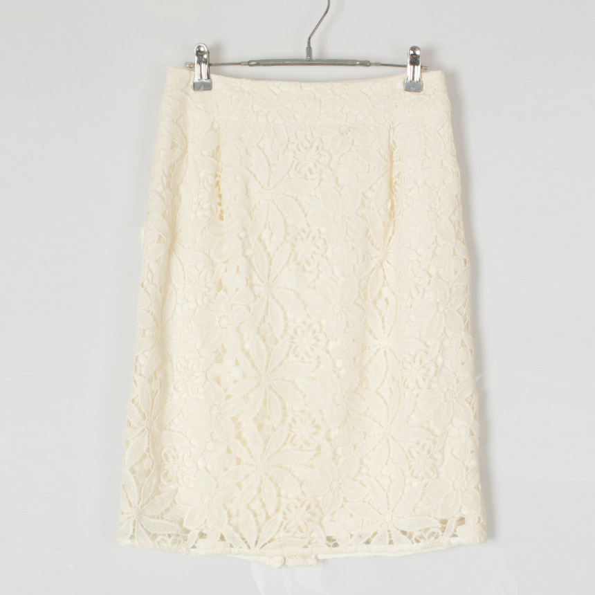 queens court ( 권장 M - L , made in japan ) banding skirt