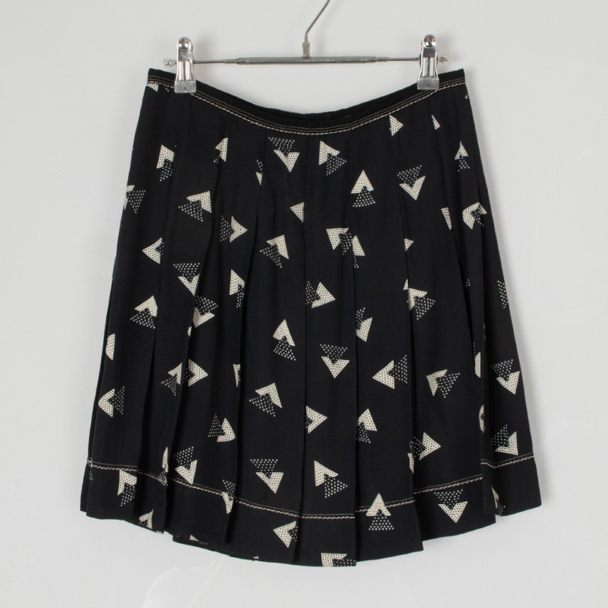 marc jacobs ( size : 00 ) skirt