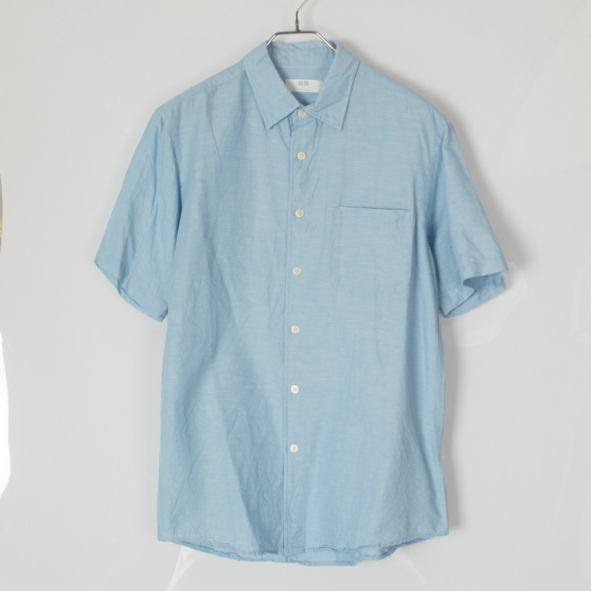uniqlo ( size : men M ) linen 1/2 shirts