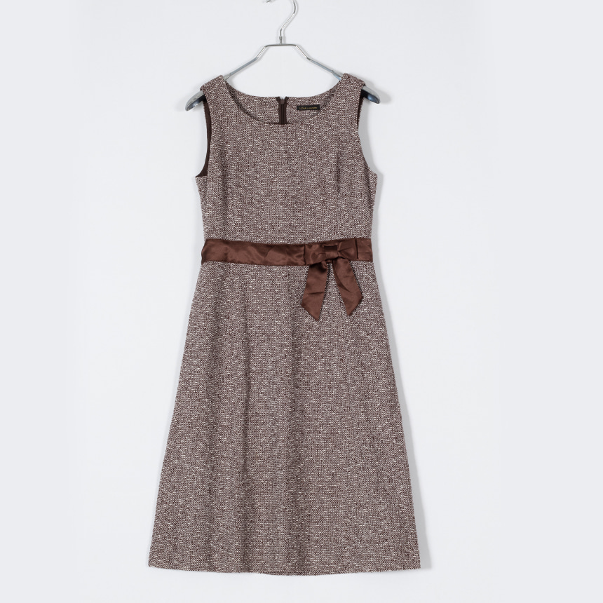 lena ( 권장 M , made in japan ) wool one-piece