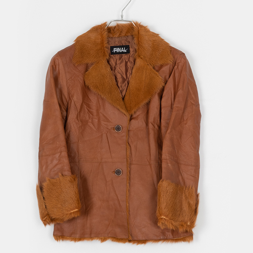 final ( 권장 M ) leather jacket