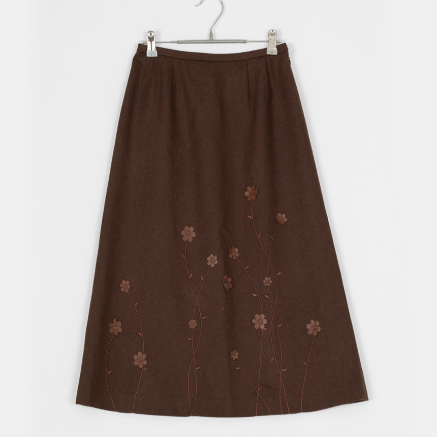leilian ( 권장 S , made in japan ) wool cashmere skirt