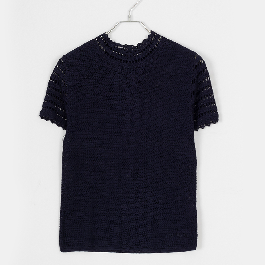courreges ( 권장 M ) 1/2 knit blouse