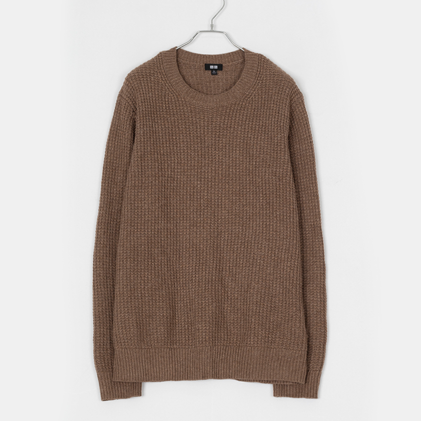 uniqlo ( size : men XL ) knit
