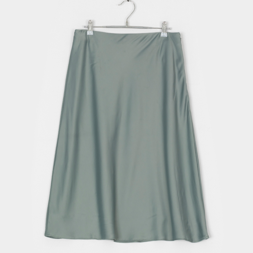 ( new ) uniqlo ( size : XL ) skirt
