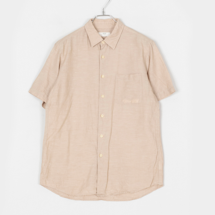uniqlo ( size : men M ) 1/2 linen shirts