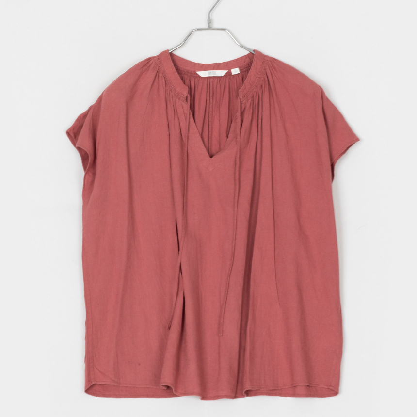 uniqlo ( size : L ) linen blouse