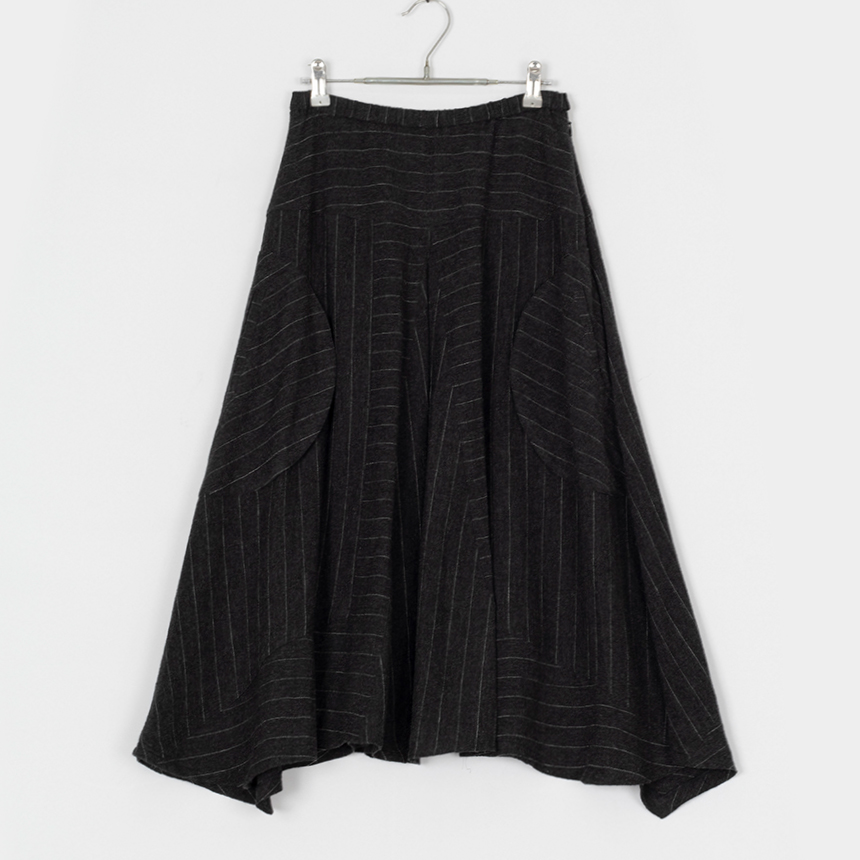 akondo ( 권장 M , made in japan ) banding linen wool skirt