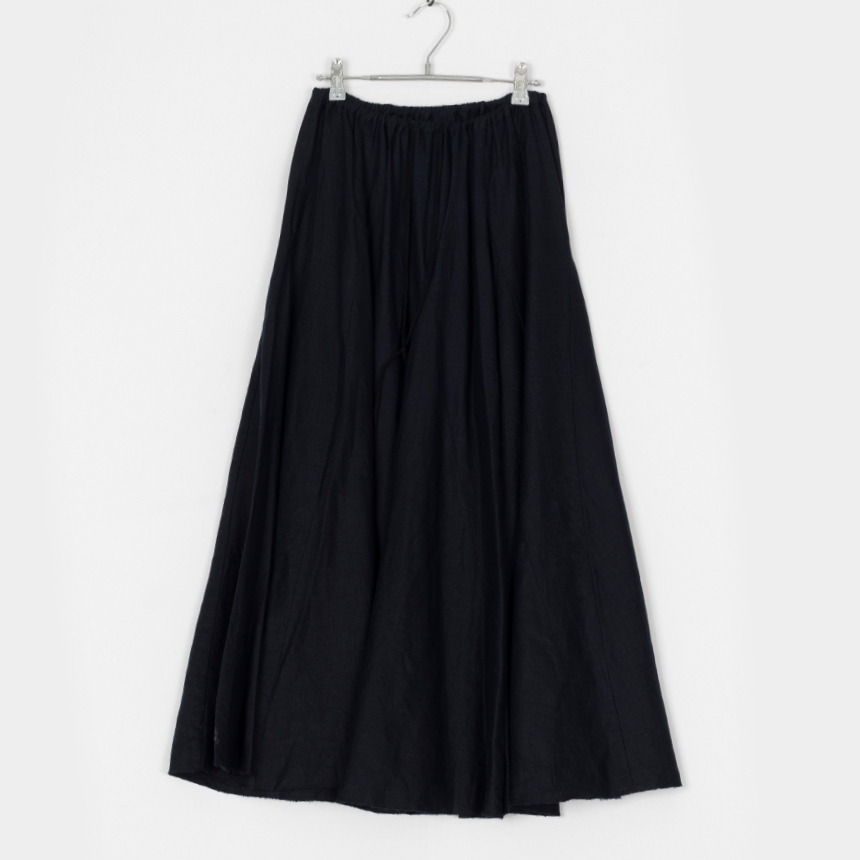 luca ( 권장 M , made in japan ) banding linen skirt